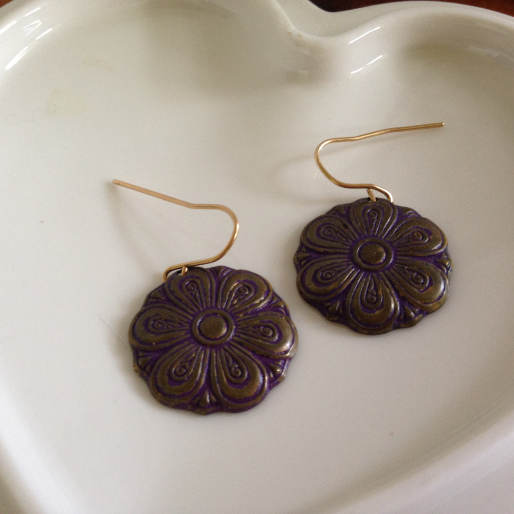 Flower metal earring